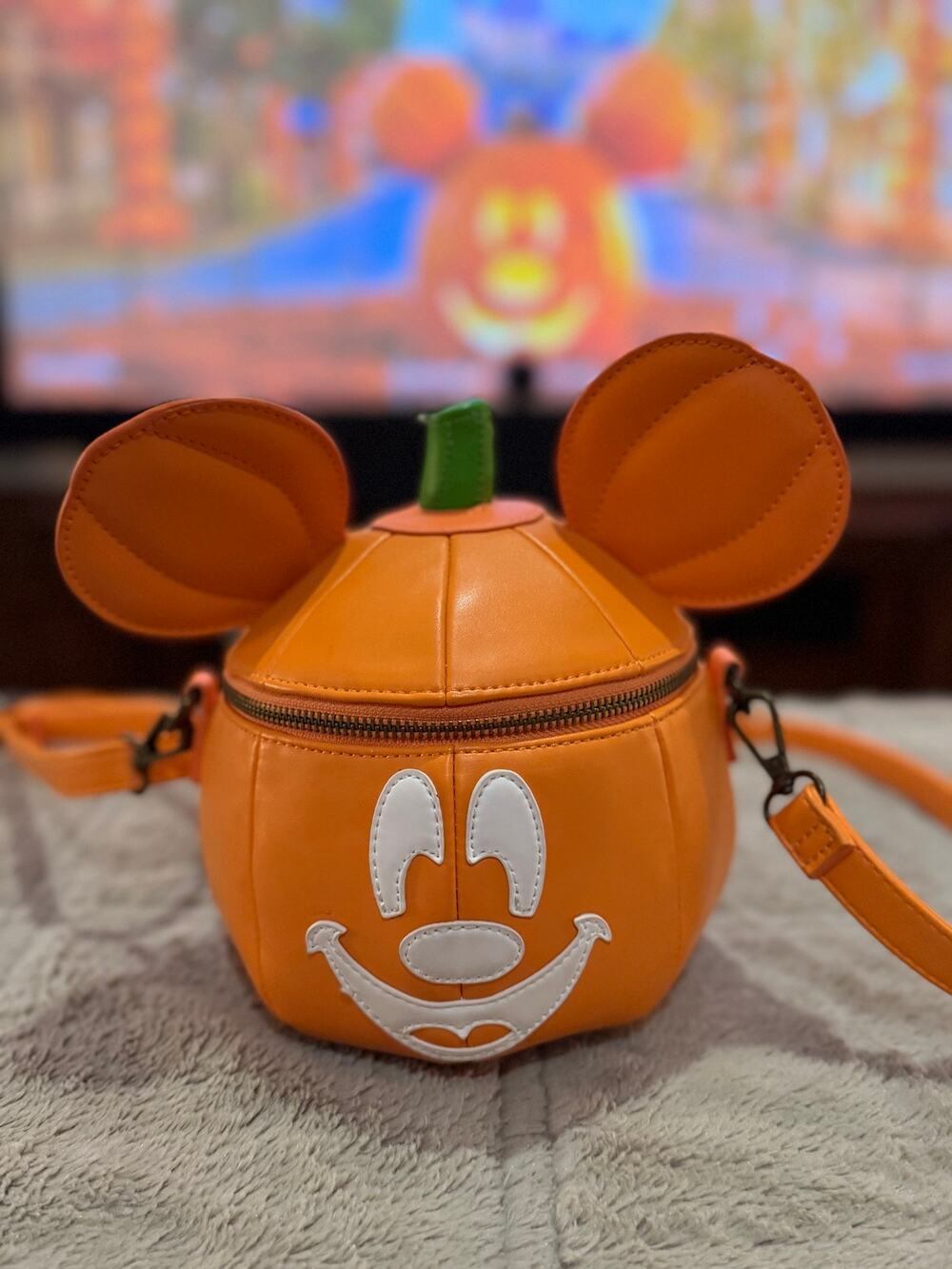 Disney Loungefly Mickey Mouse Halloween Pumpkin Crossbody Bag 3D Ears Orange